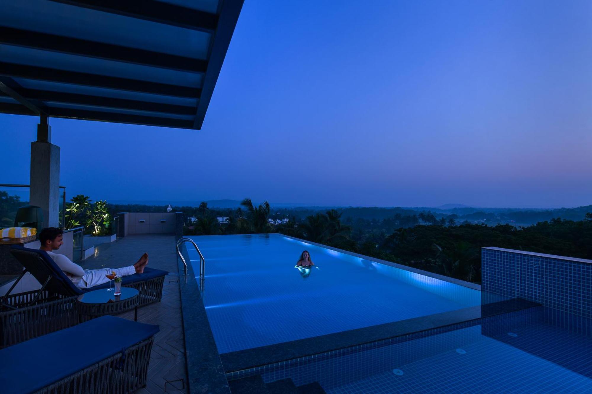 Meritas Auberge Calangute Goa エクステリア 写真