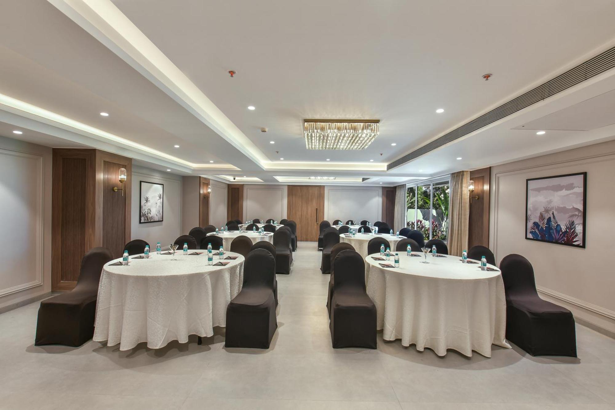 Meritas Auberge Calangute Goa エクステリア 写真